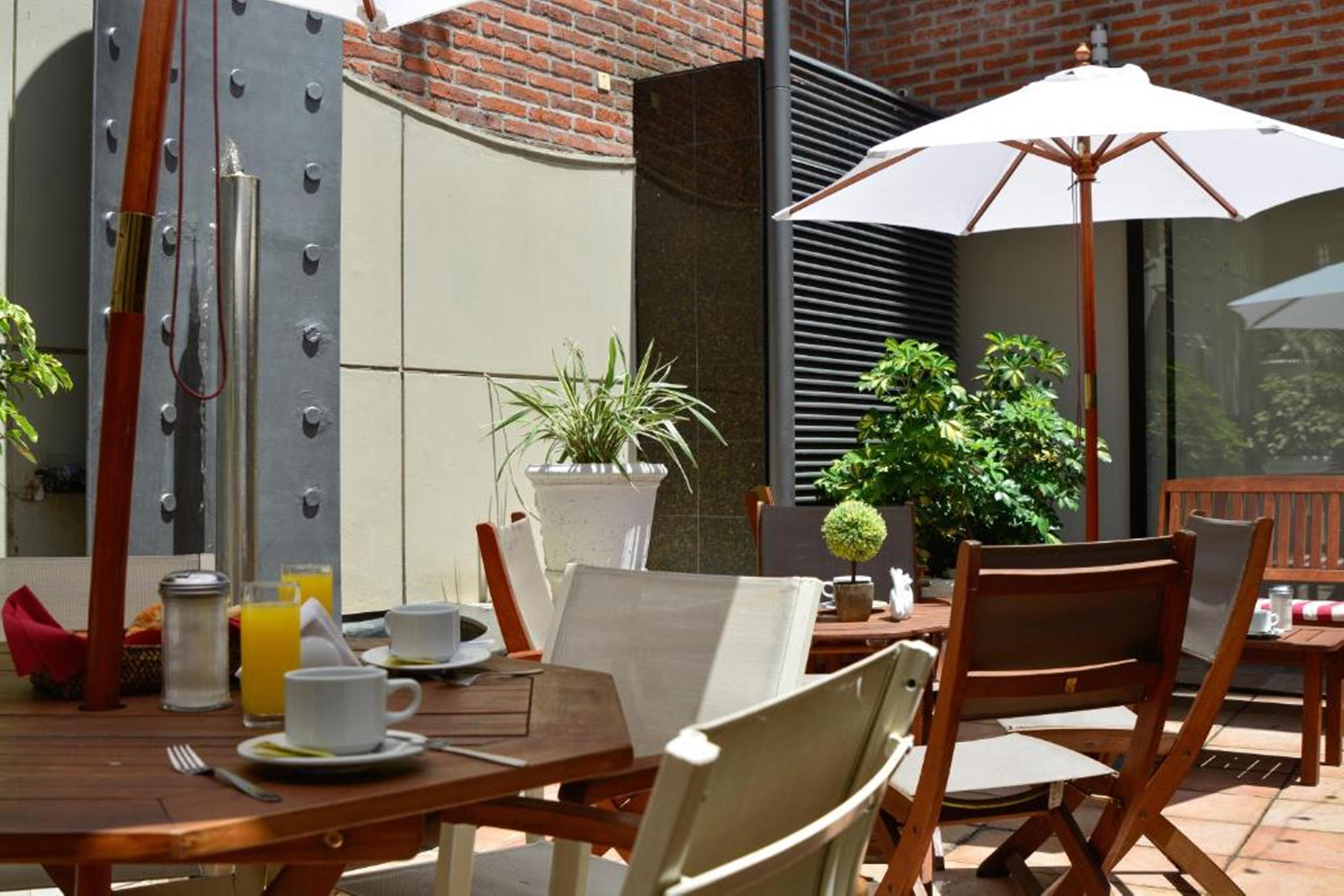 Pocitos Plaza Hotel Montevideo Exterior photo